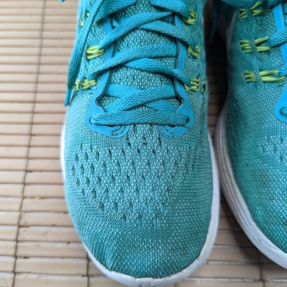Nike Women's Lunartempo 2 Running Shoe green 818098 313 Size 8.5 - Picture 4 of 11